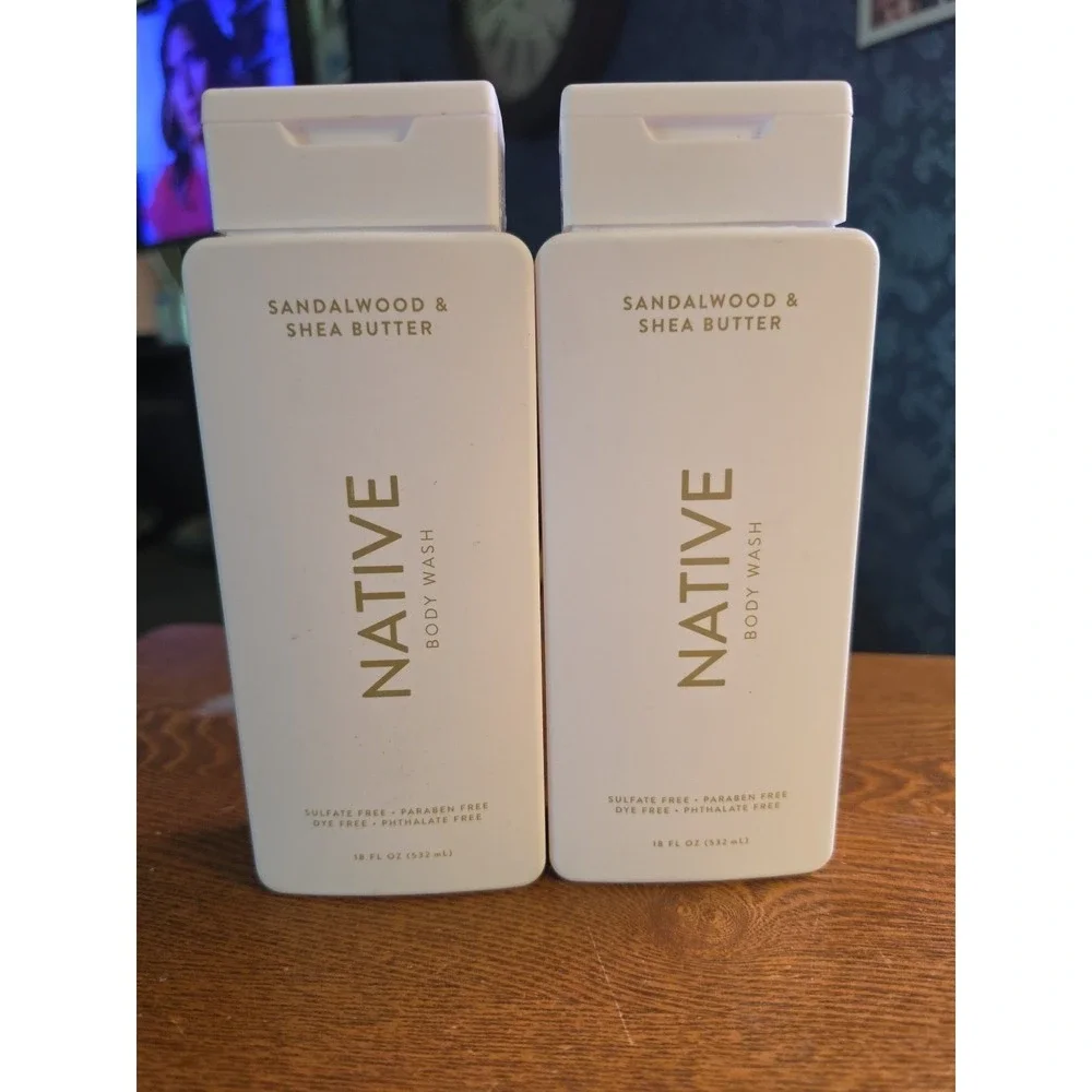 Native Sandalwood & Shea Butter Body Wash 18 oz - Pack of 2!‎